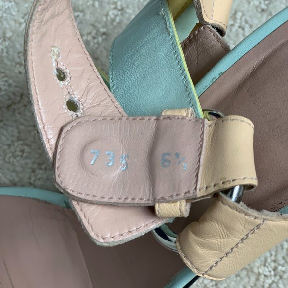 STUART WEITZMAN Pastel Sandals - Picture 4 of 10